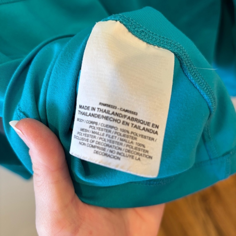 Nike Charlotte Hornets 1/4 Zip Pullover - Picture 8 of 9